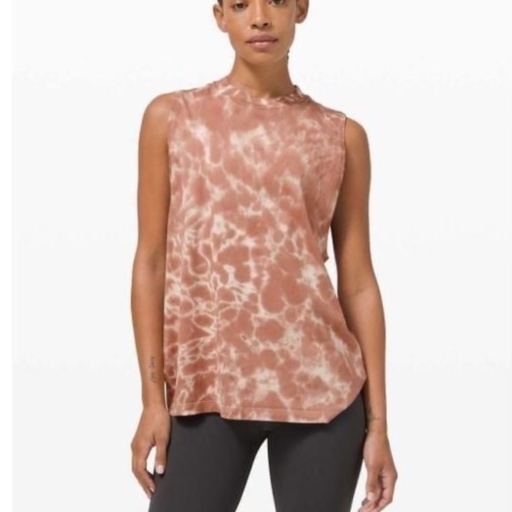 Lululemon tank top - Picture 2 of 6